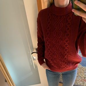 Warm super cute thick holiday sweater!